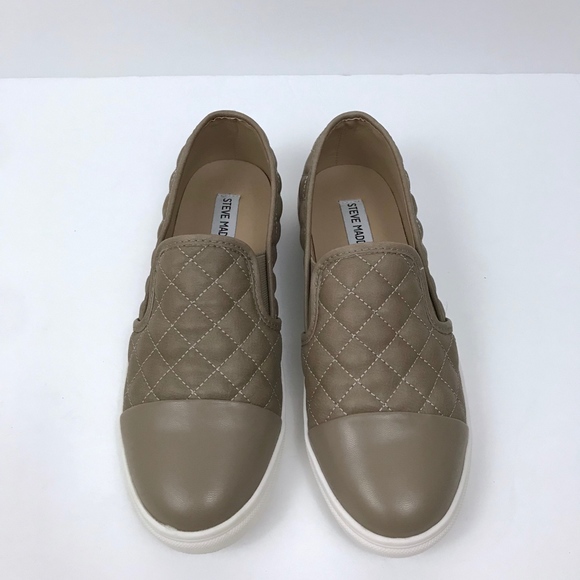 Steve Madden Zaander Slip-On Sneaker - Picture 2 of 8